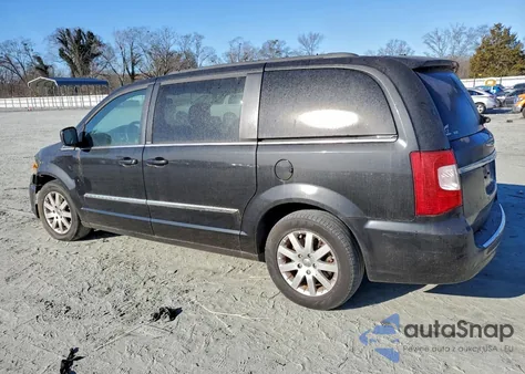 2013 Chrysler Town & Country Touring z USA, uszkodzony, nr VIN 2C4RC1BG5DR631689